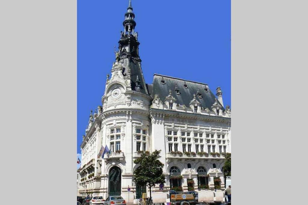 Le Cocoon / Proche Gare / Netflix Appartement Sens Buitenkant foto