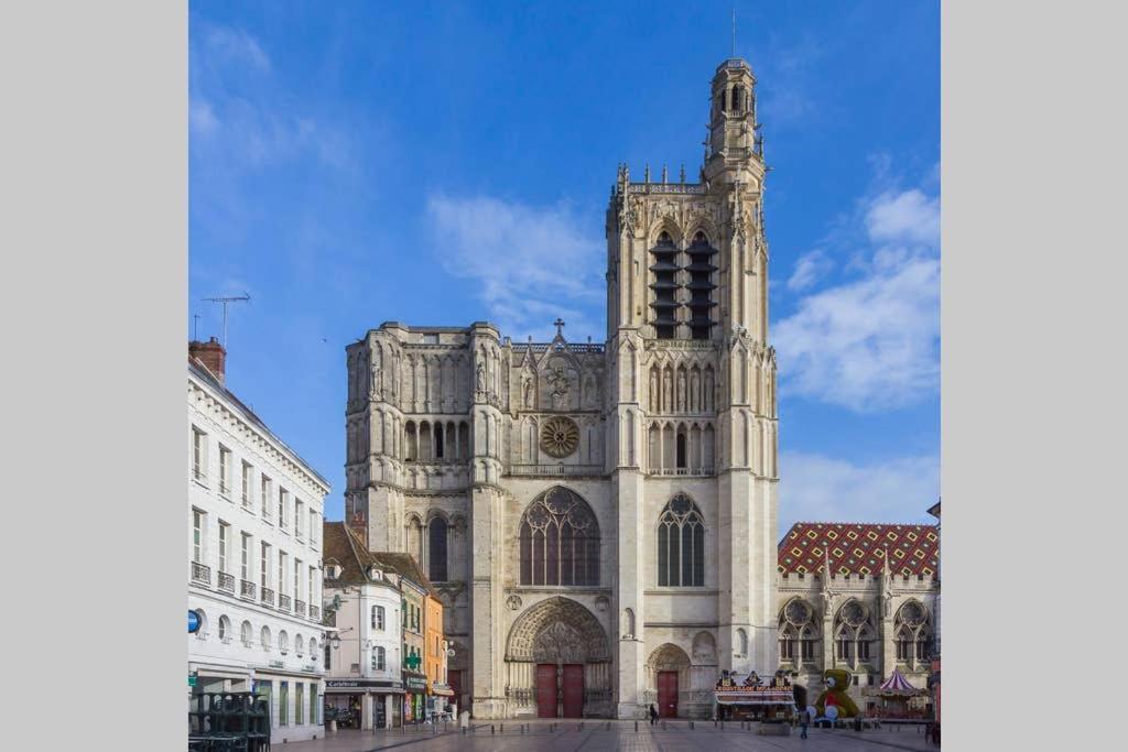Le Cocoon / Proche Gare / Netflix Appartement Sens Buitenkant foto